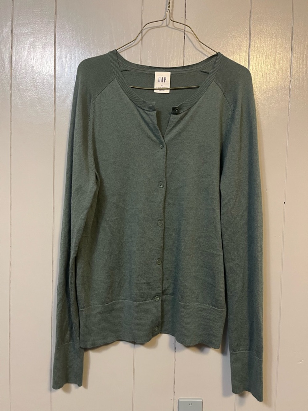 Gap Merino Wool Women’s L Tall Green Cardigan Sweater Button-Up Knit Long Sleeve